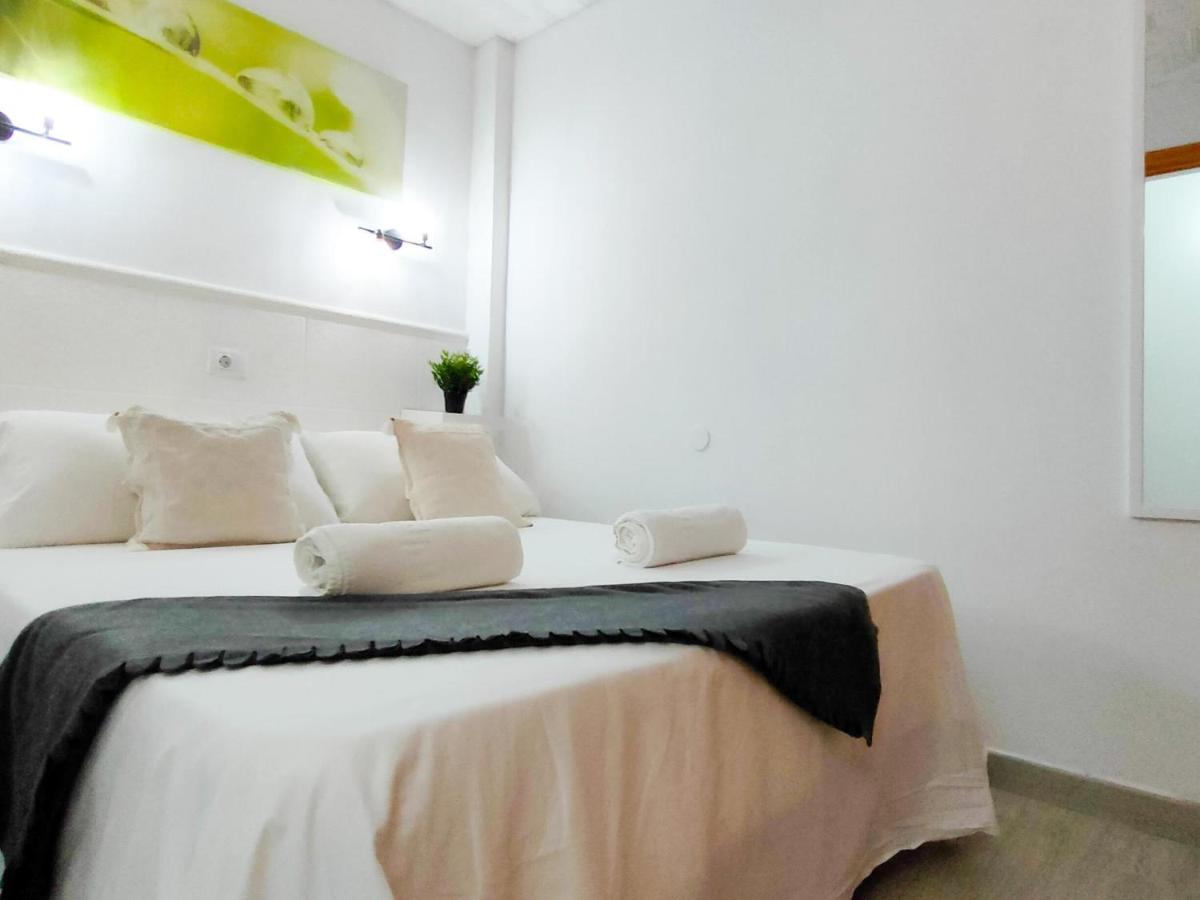 Nomadic Friendly Holiday Home Плая дел Инглес Екстериор снимка