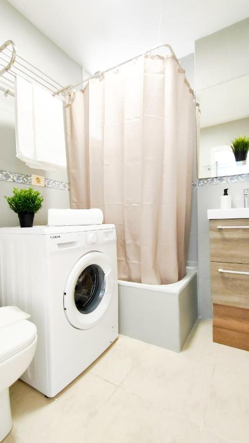 Nomadic Friendly Holiday Home Плая дел Инглес Екстериор снимка